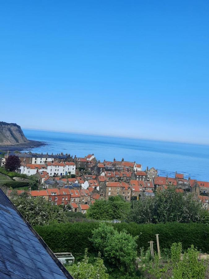 Robin Hood'S Bay Coastguard'S Cottage With A View Exterior photo